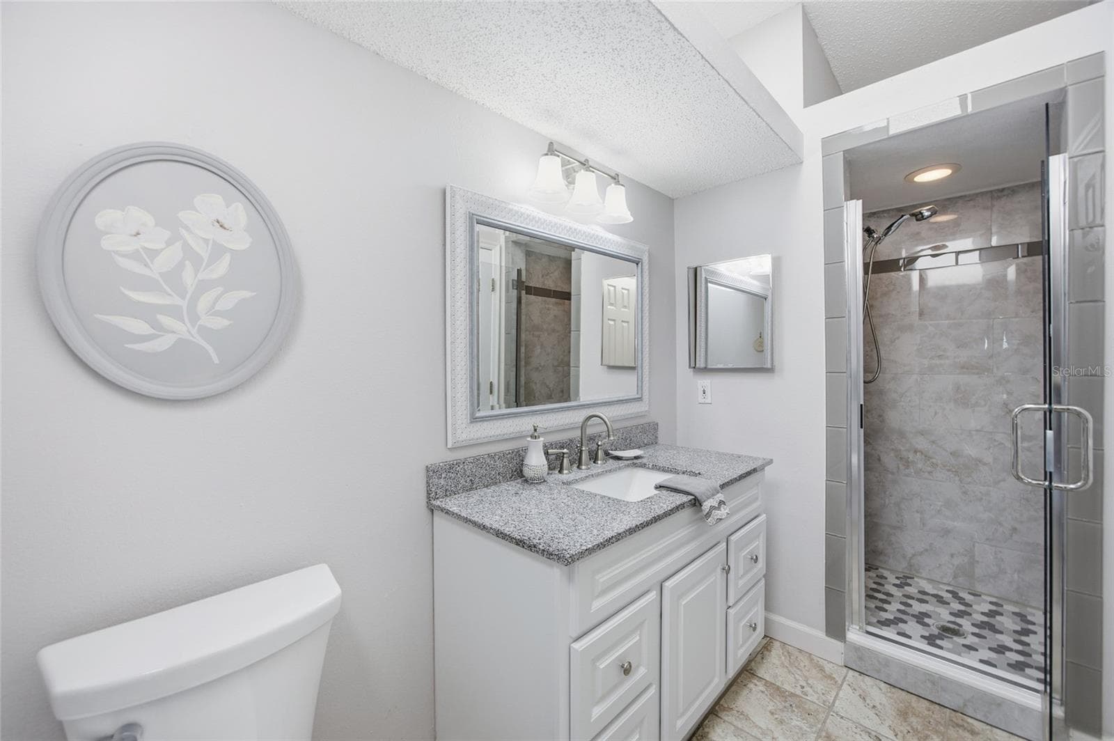 524 GARLAND CIRCLE — photo 16 of 37