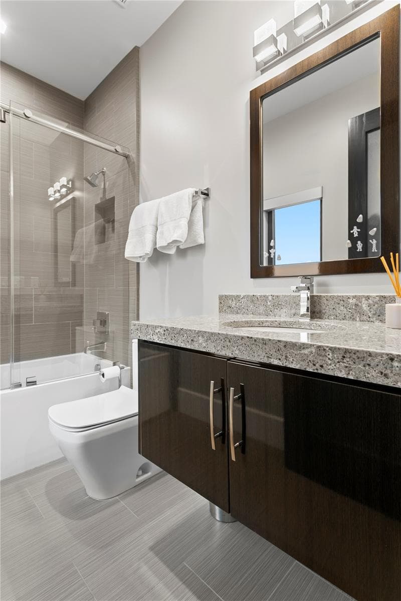 82 MARTINIQUE AVENUE — photo 46 of 89