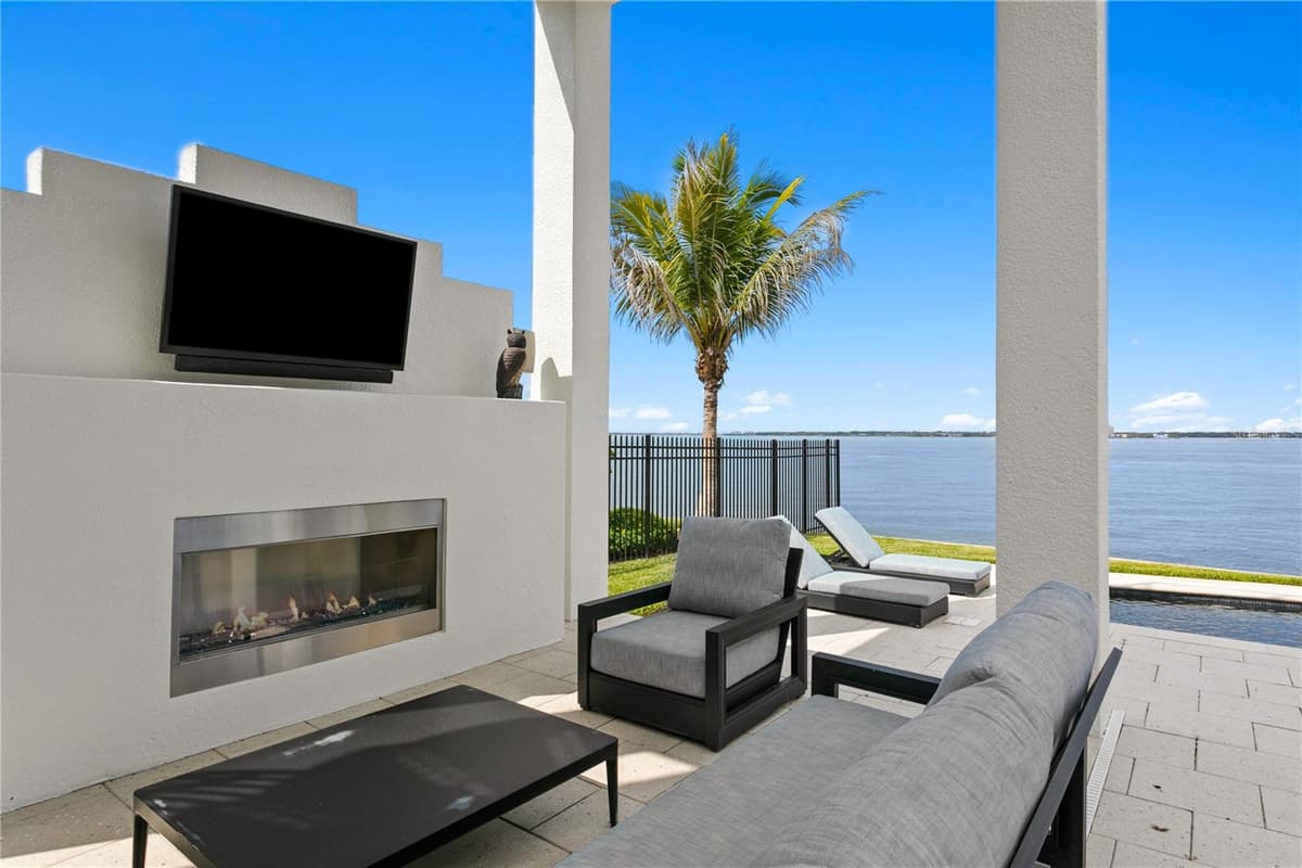82 MARTINIQUE AVENUE — photo 60 of 89