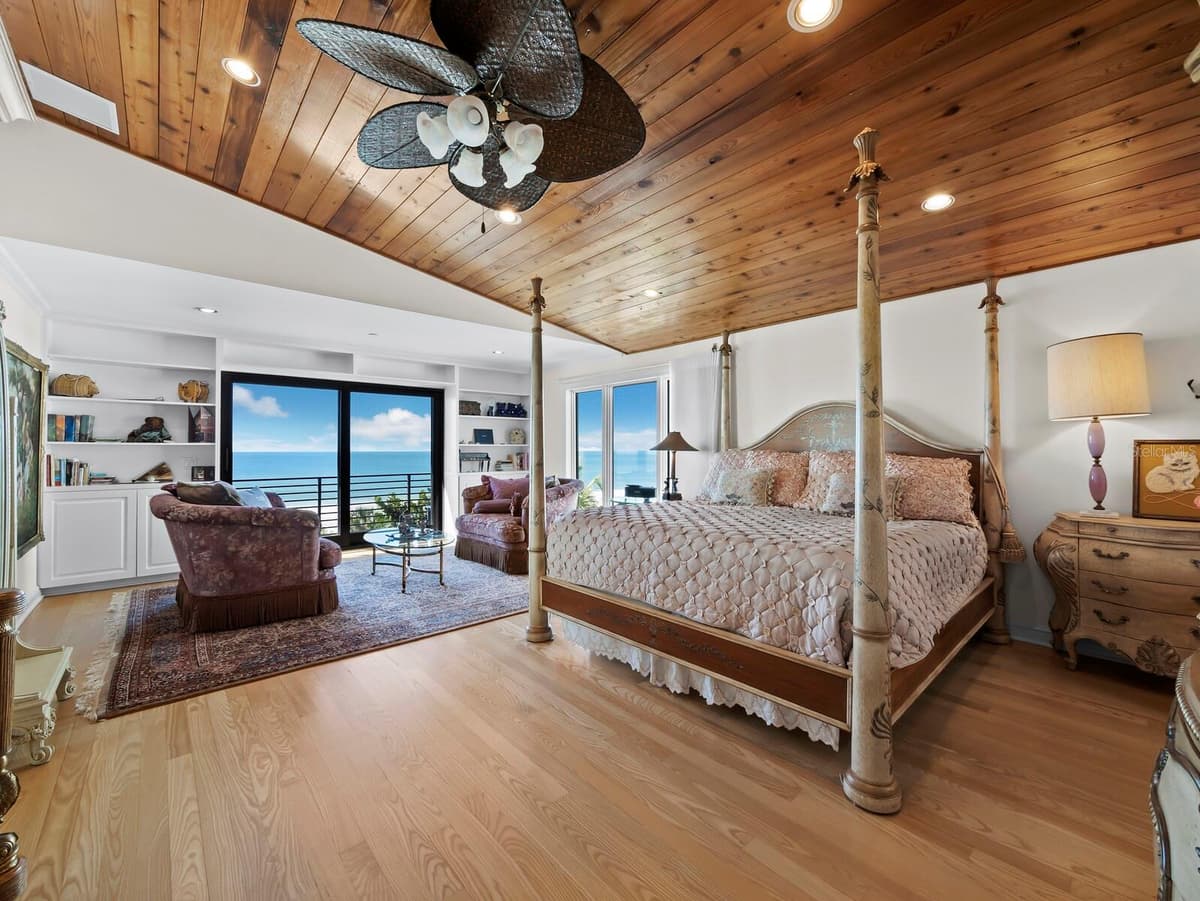 6685 GULF OF MEXICO DRIVE — photo 71 of 84