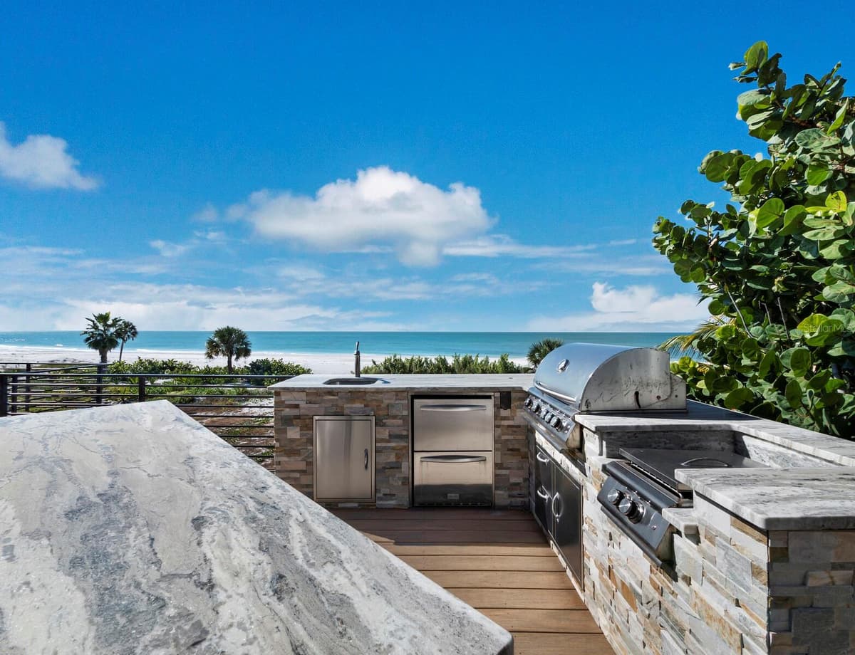 6685 GULF OF MEXICO DRIVE — photo 61 of 84