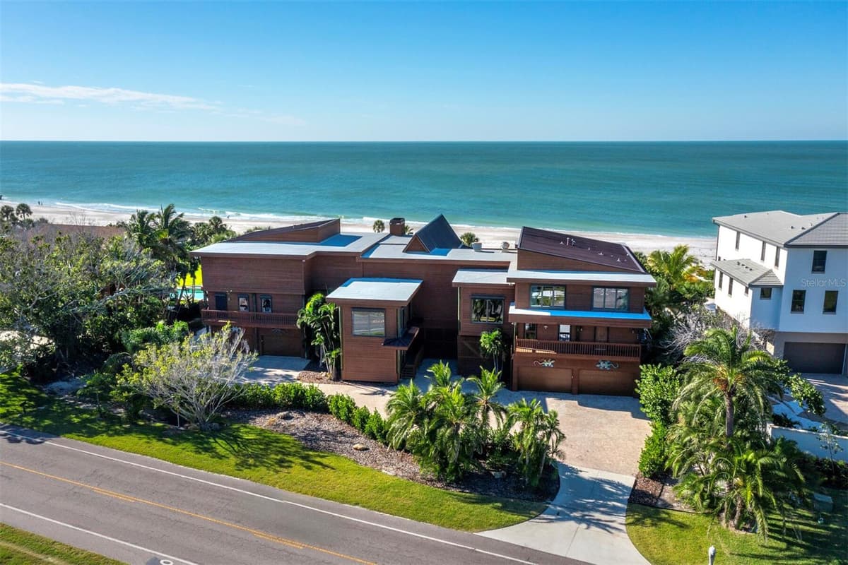 6685 GULF OF MEXICO DRIVE — photo 1 of 84