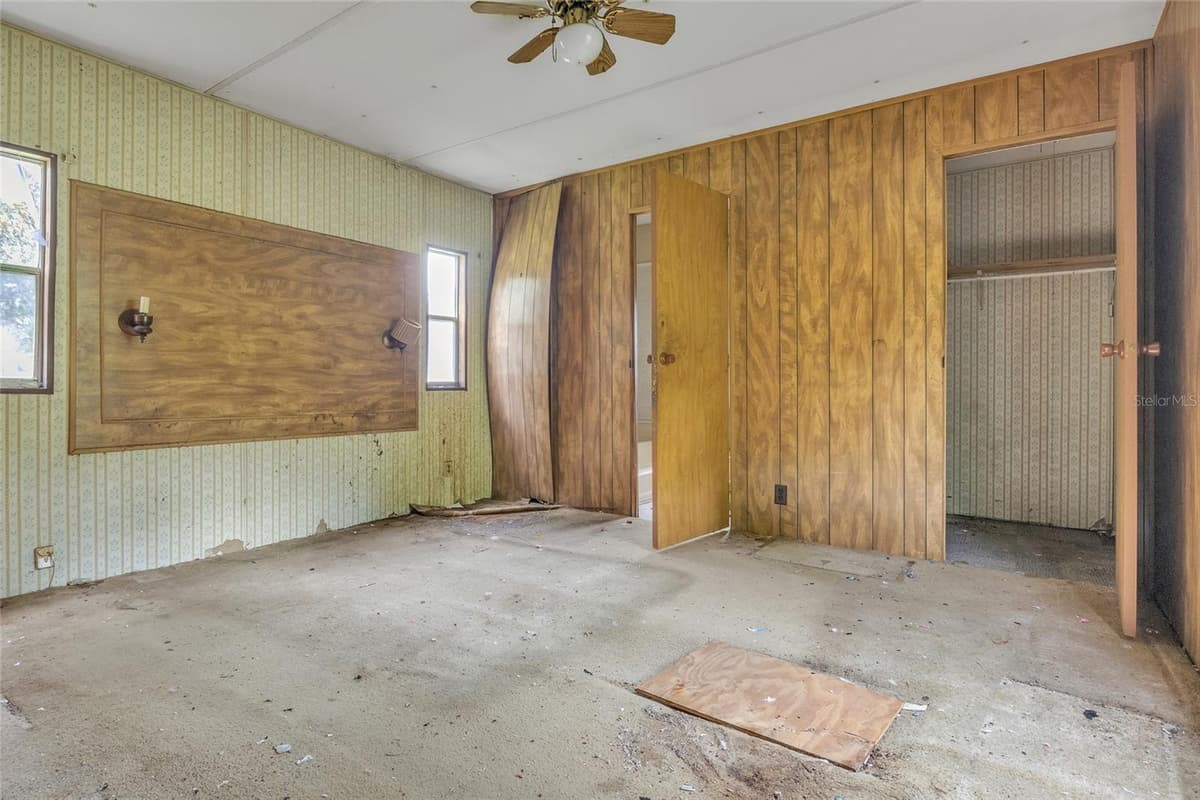 465 HAZZARD LANE — photo 48 of 54