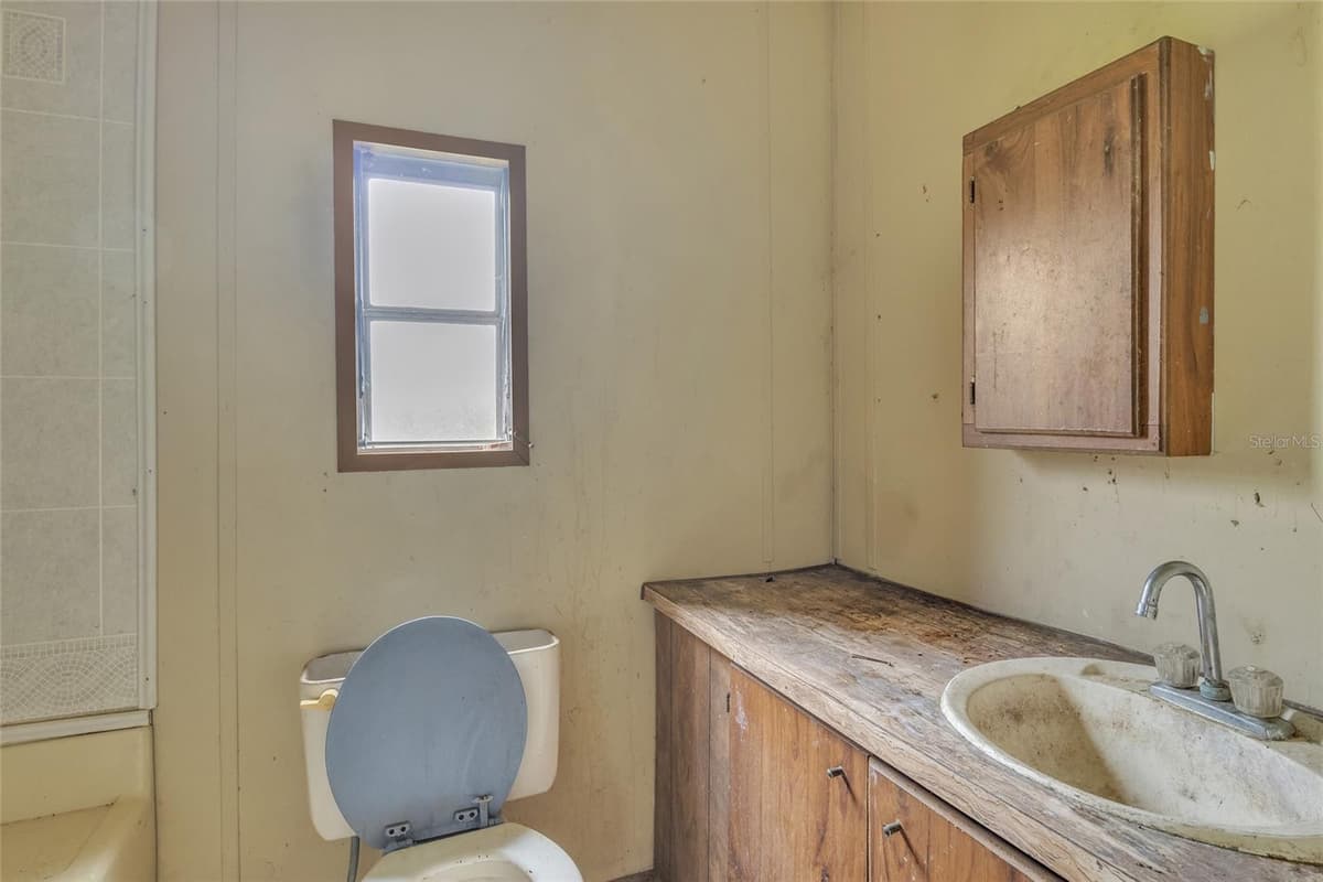 465 HAZZARD LANE — photo 50 of 54