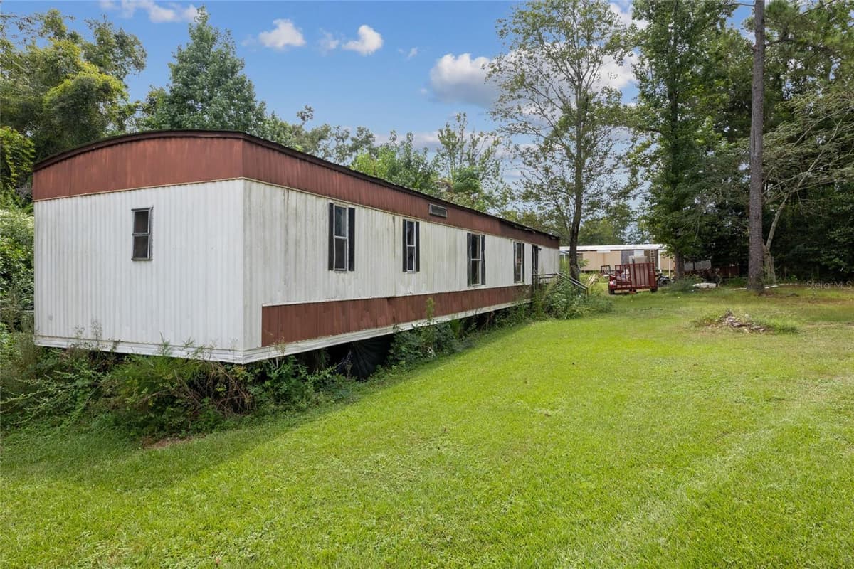 465 HAZZARD LANE — photo 42 of 54