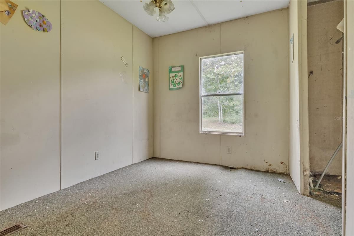 465 HAZZARD LANE — photo 46 of 54