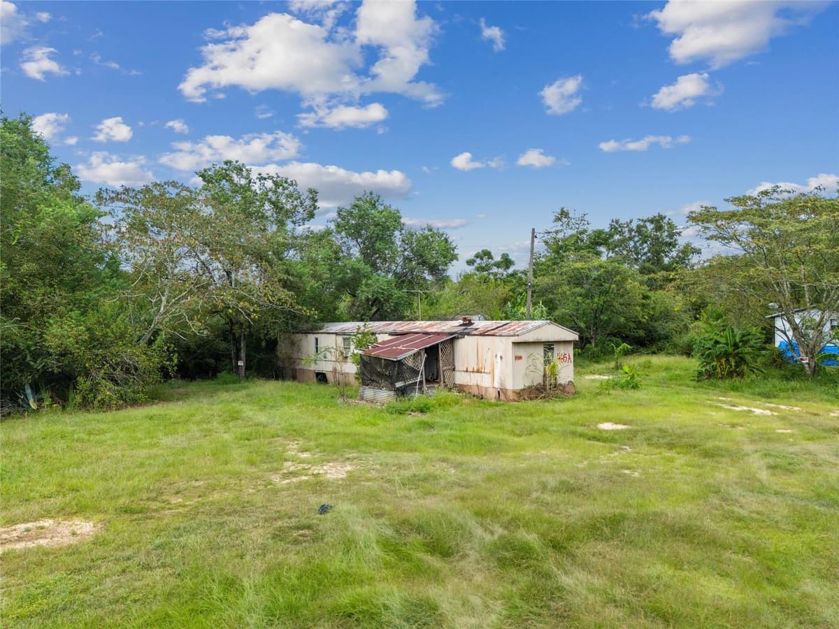 465 HAZZARD LANE — photo 30 of 54