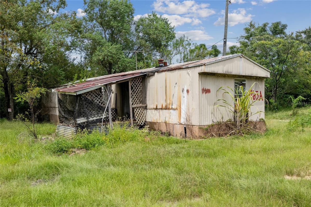 465 HAZZARD LANE — photo 32 of 54