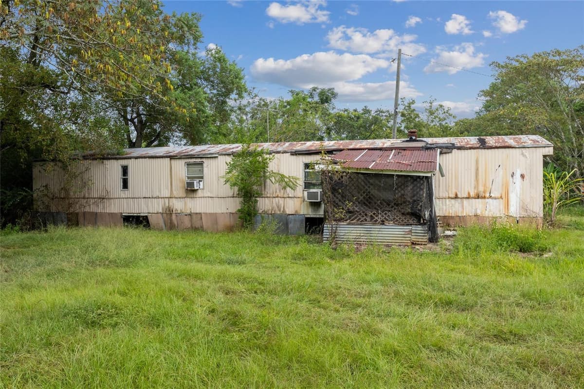 465 HAZZARD LANE — photo 31 of 54