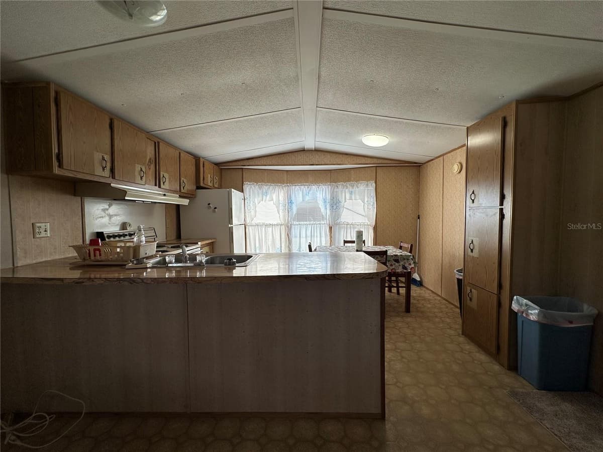 1821 FRUITLAND PARK CIRCLE — photo 13 of 27