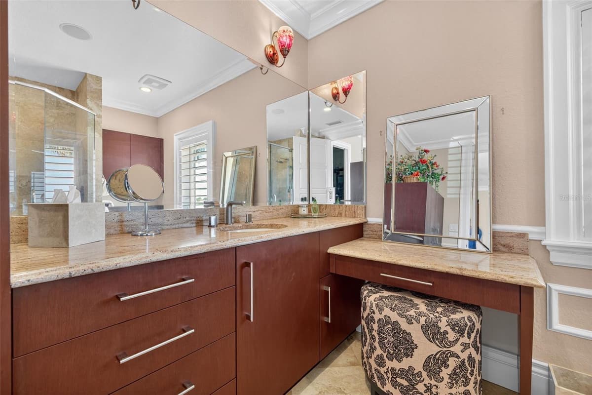 2165 LOUISA DRIVE — photo 32 of 48