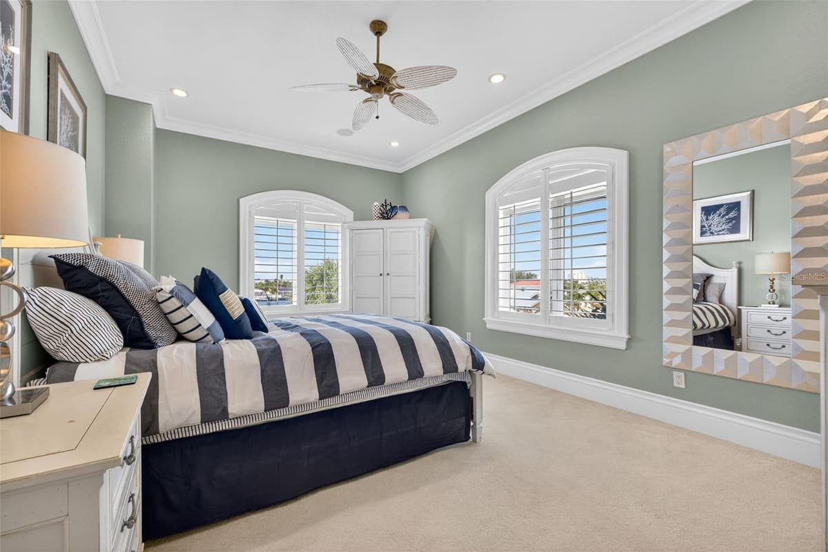 2165 LOUISA DRIVE — photo 35 of 48