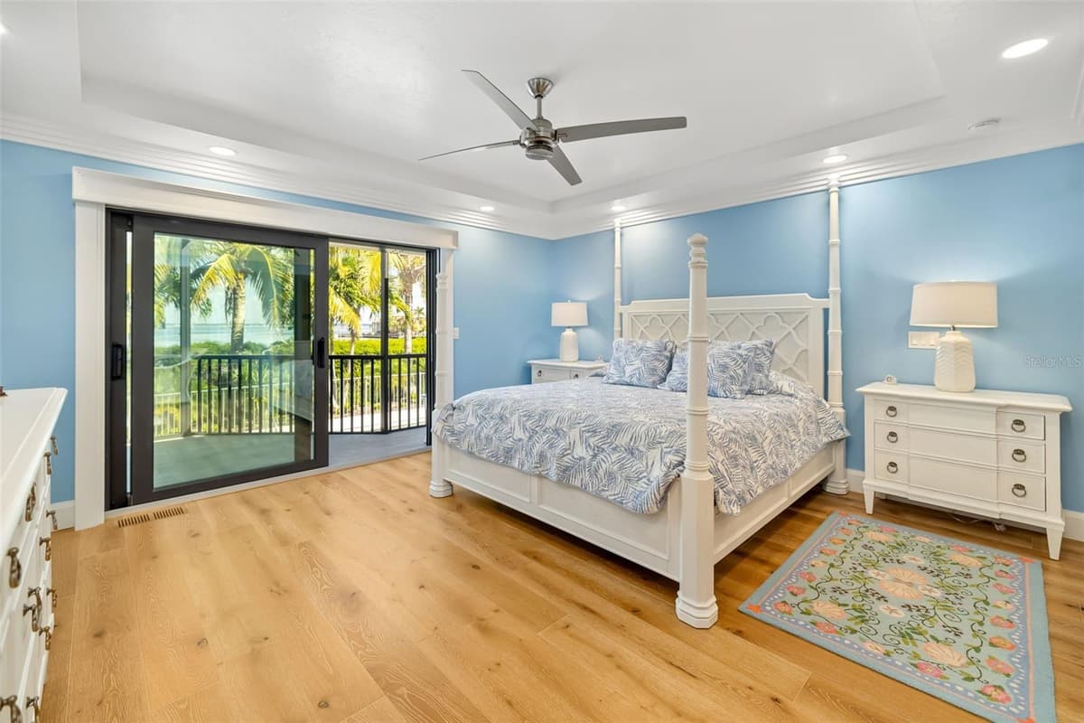 560 HARBOR COVE CIRCLE — photo 25 of 80