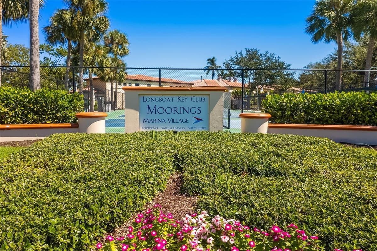 560 HARBOR COVE CIRCLE — photo 72 of 80