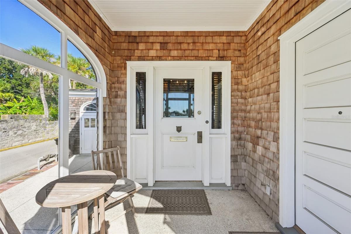 178 AVENIDA MENENDEZ — photo 10 of 94