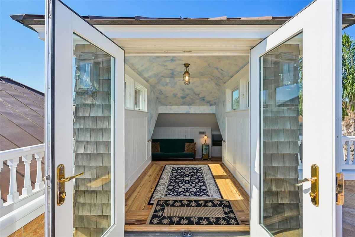 178 AVENIDA MENENDEZ — photo 89 of 94