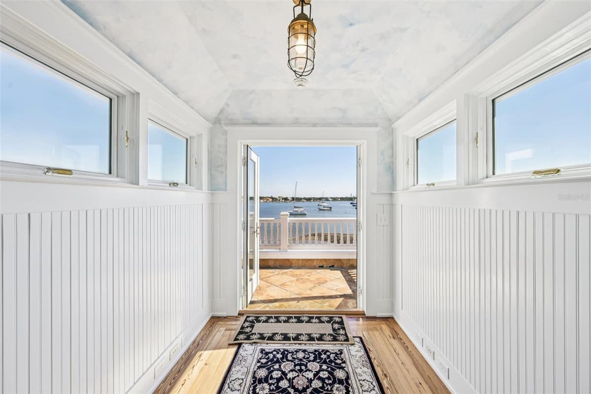 178 AVENIDA MENENDEZ — photo 78 of 94