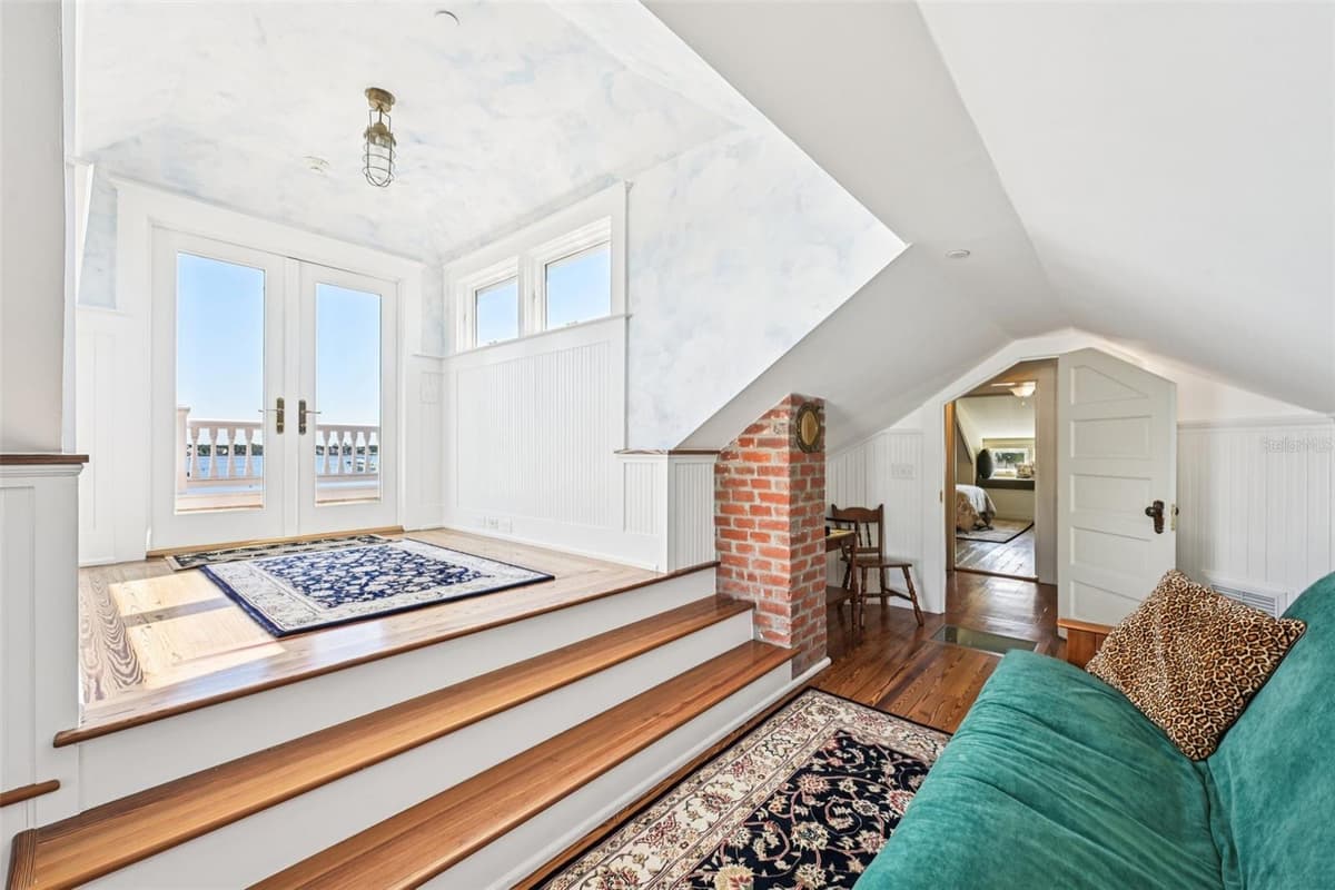 178 AVENIDA MENENDEZ — photo 76 of 94