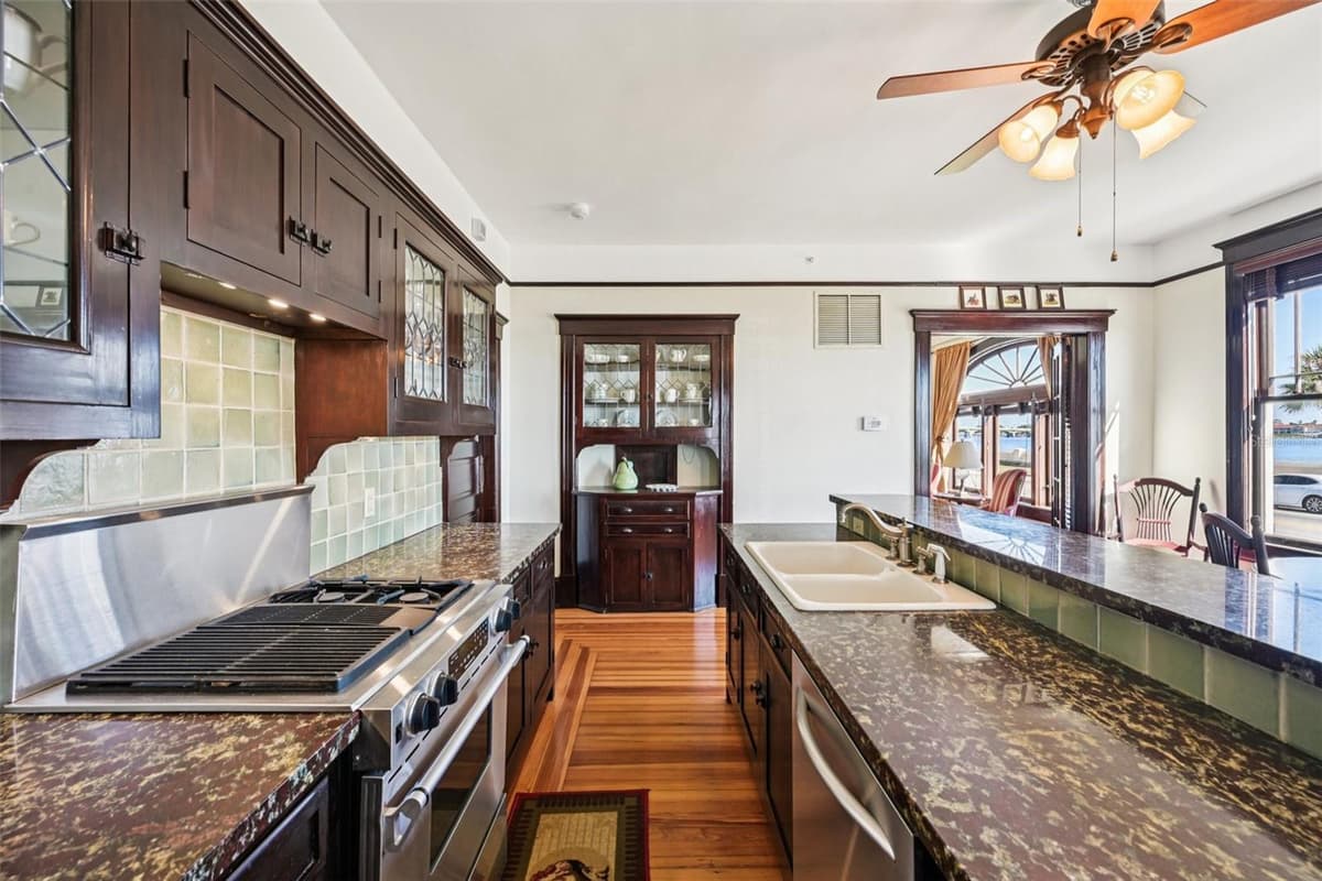 178 AVENIDA MENENDEZ — photo 23 of 94