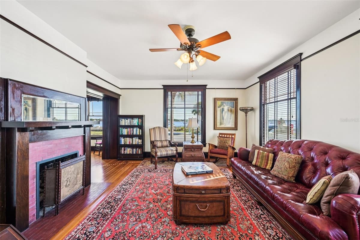 178 AVENIDA MENENDEZ — photo 17 of 94