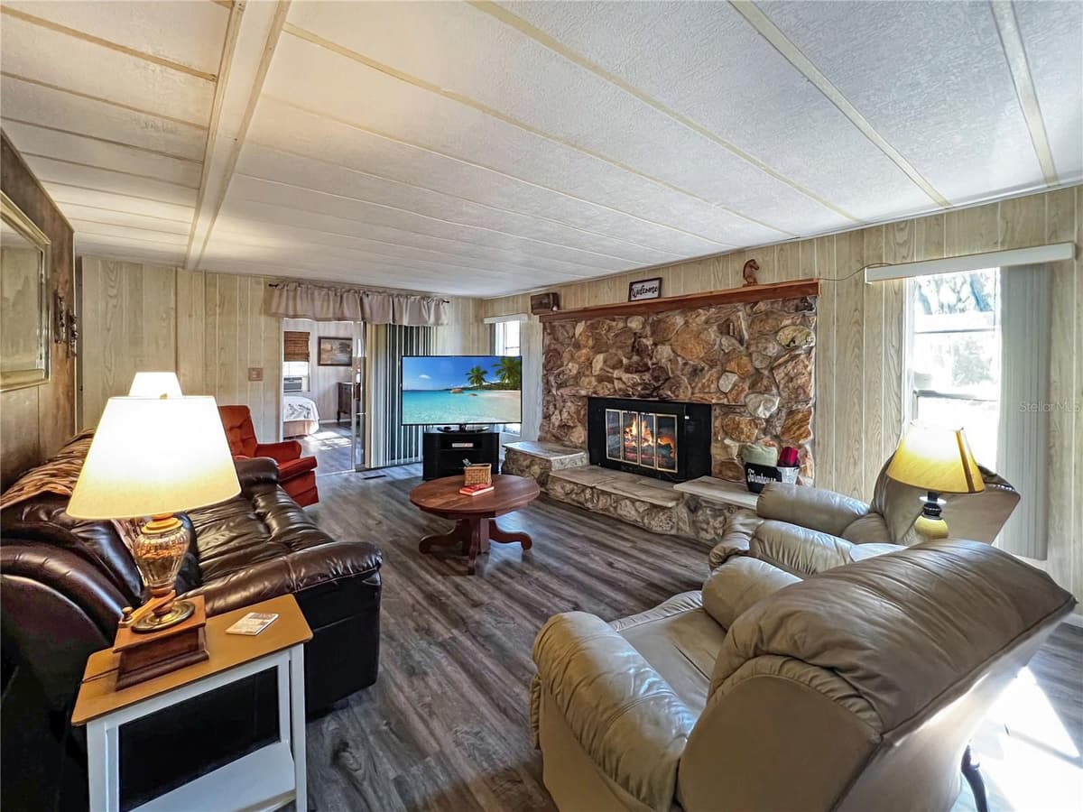 9615 EDEN AVENUE — photo 84 of 89