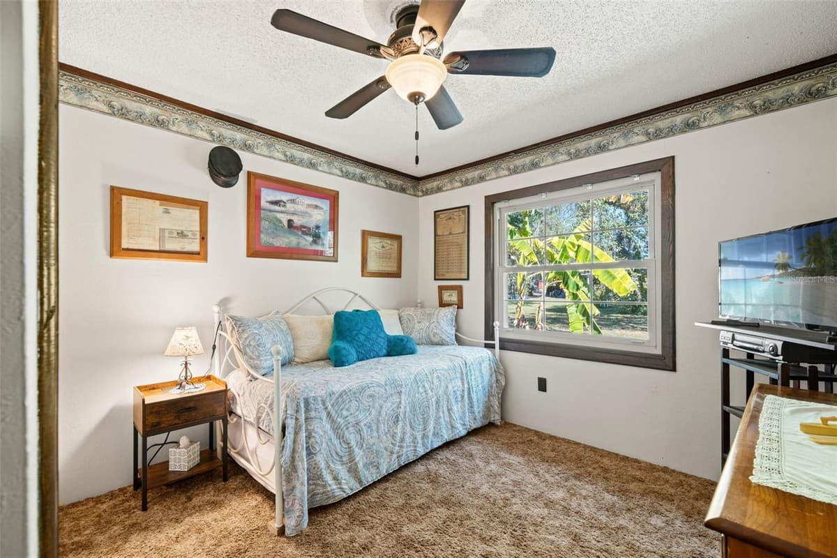 9615 EDEN AVENUE — photo 38 of 89