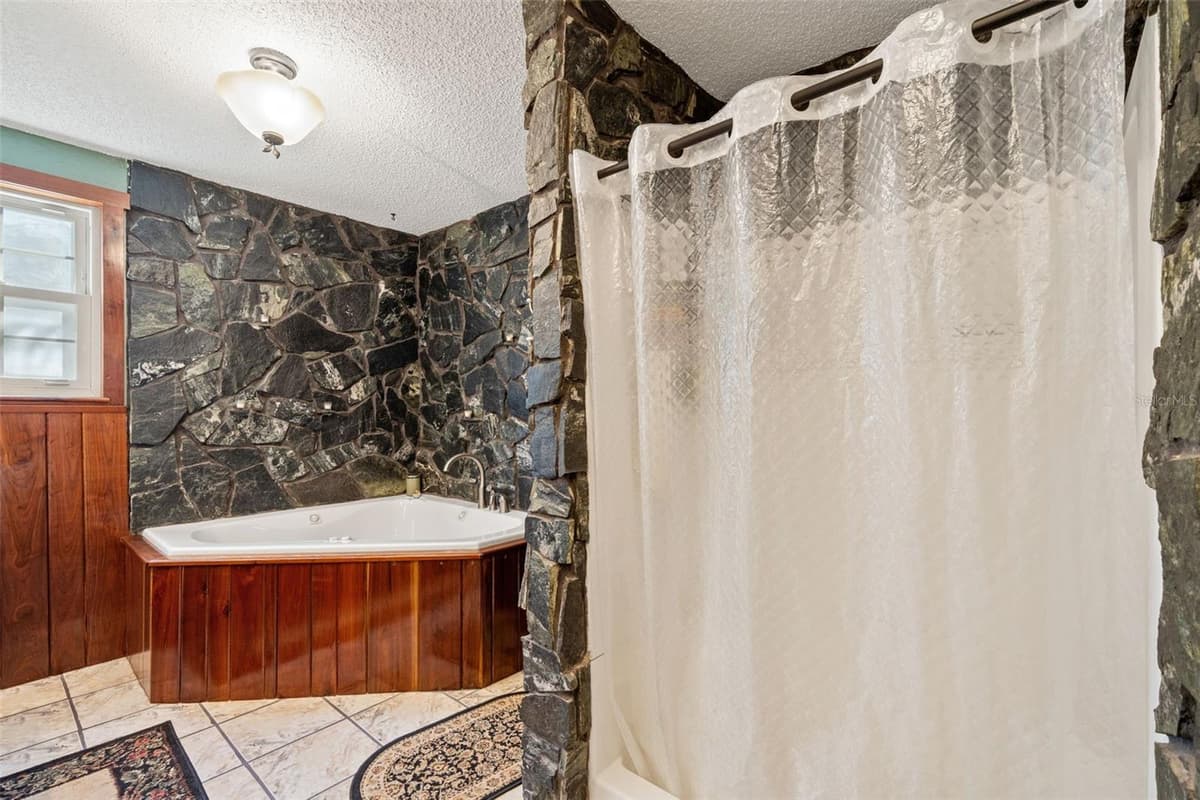 9615 EDEN AVENUE — photo 27 of 89