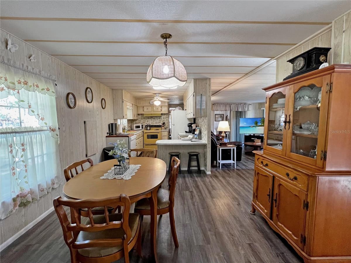 9615 EDEN AVENUE — photo 78 of 89
