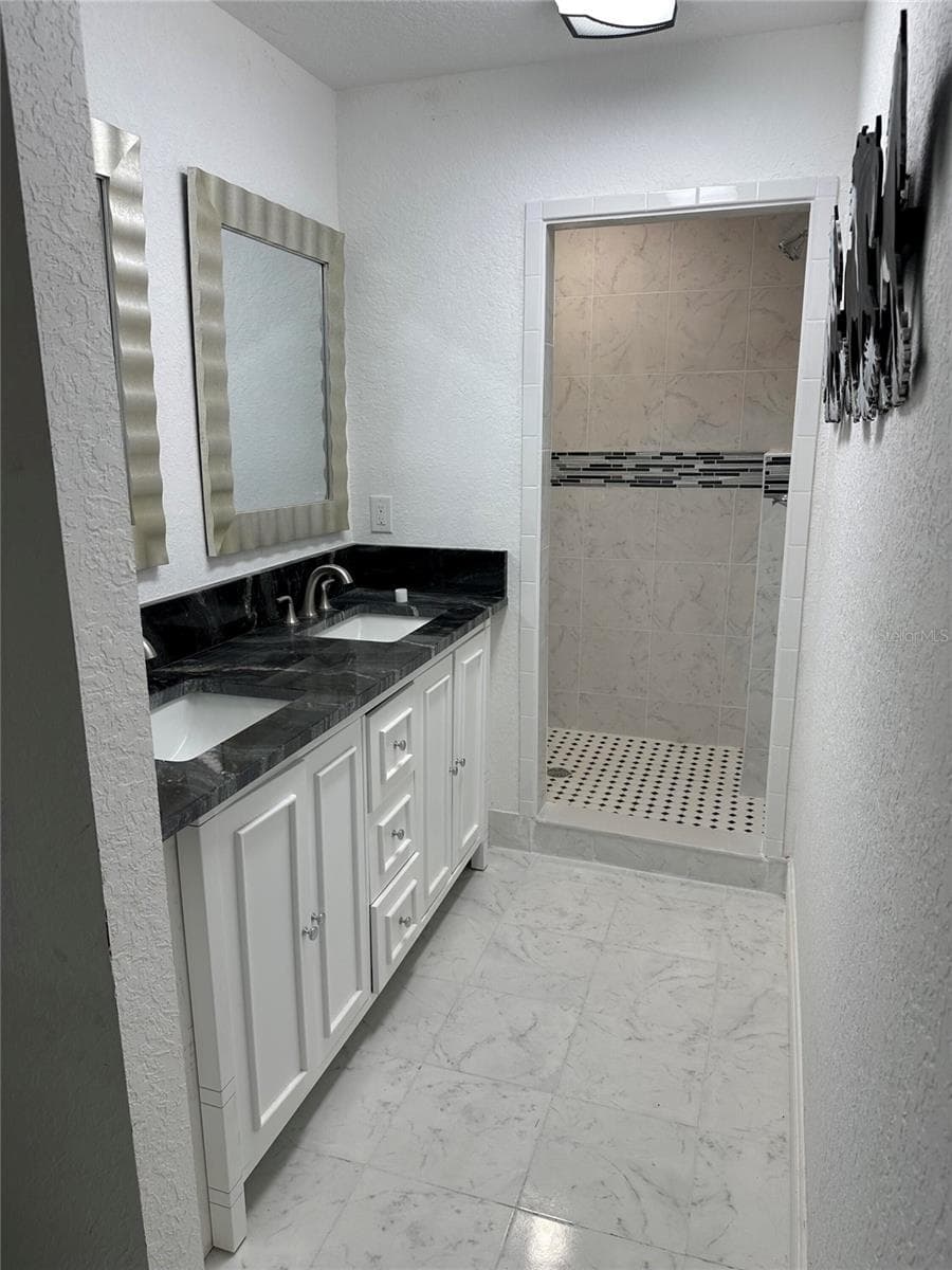 17067 GAINESVILLE ROAD — photo 13 of 25