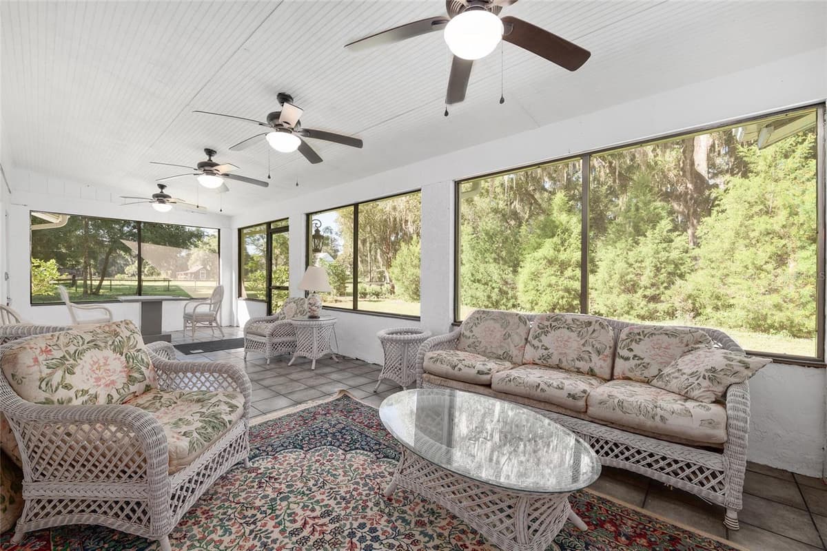 17067 GAINESVILLE ROAD — photo 17 of 25