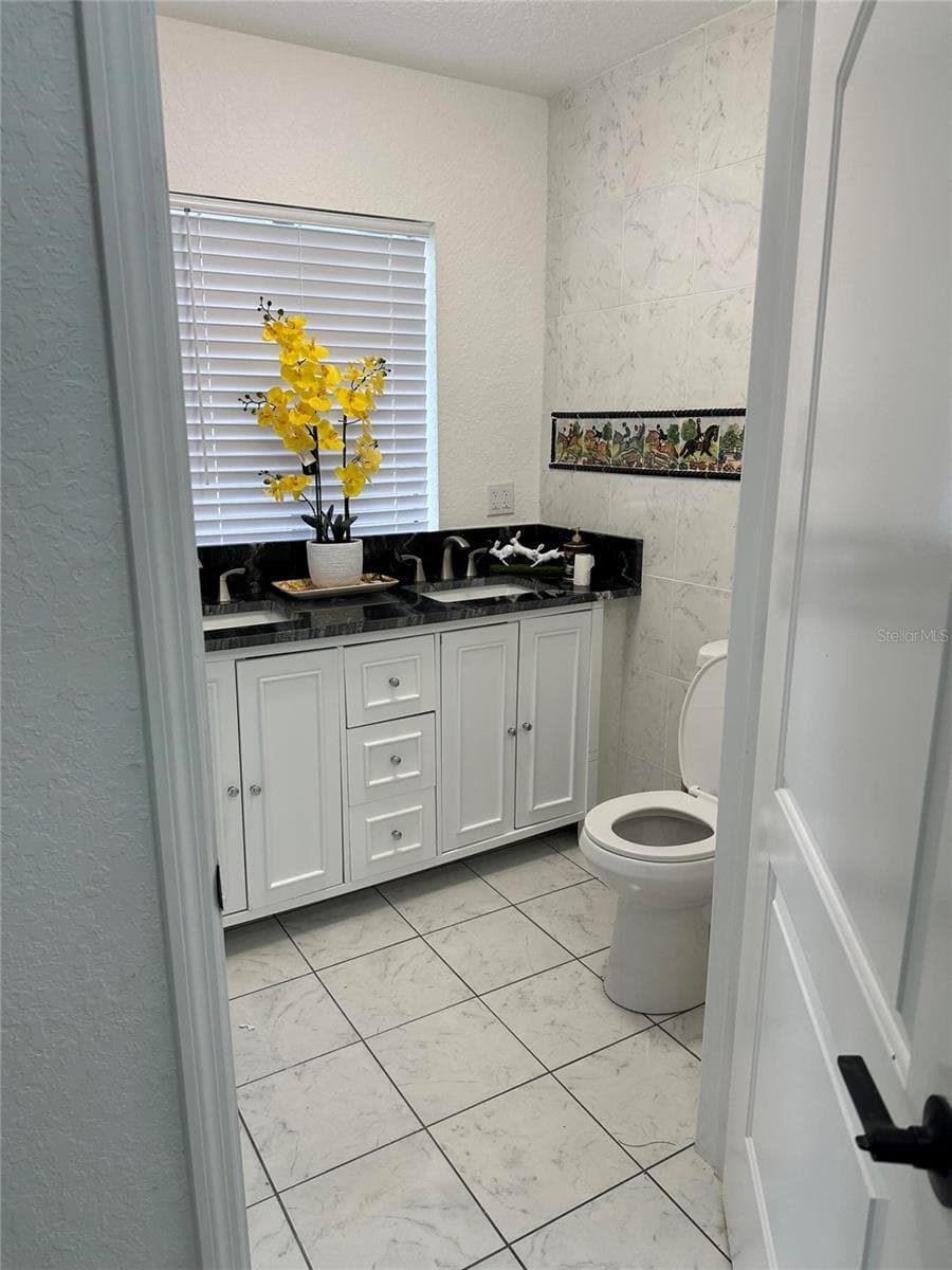 17067 GAINESVILLE ROAD — photo 12 of 25