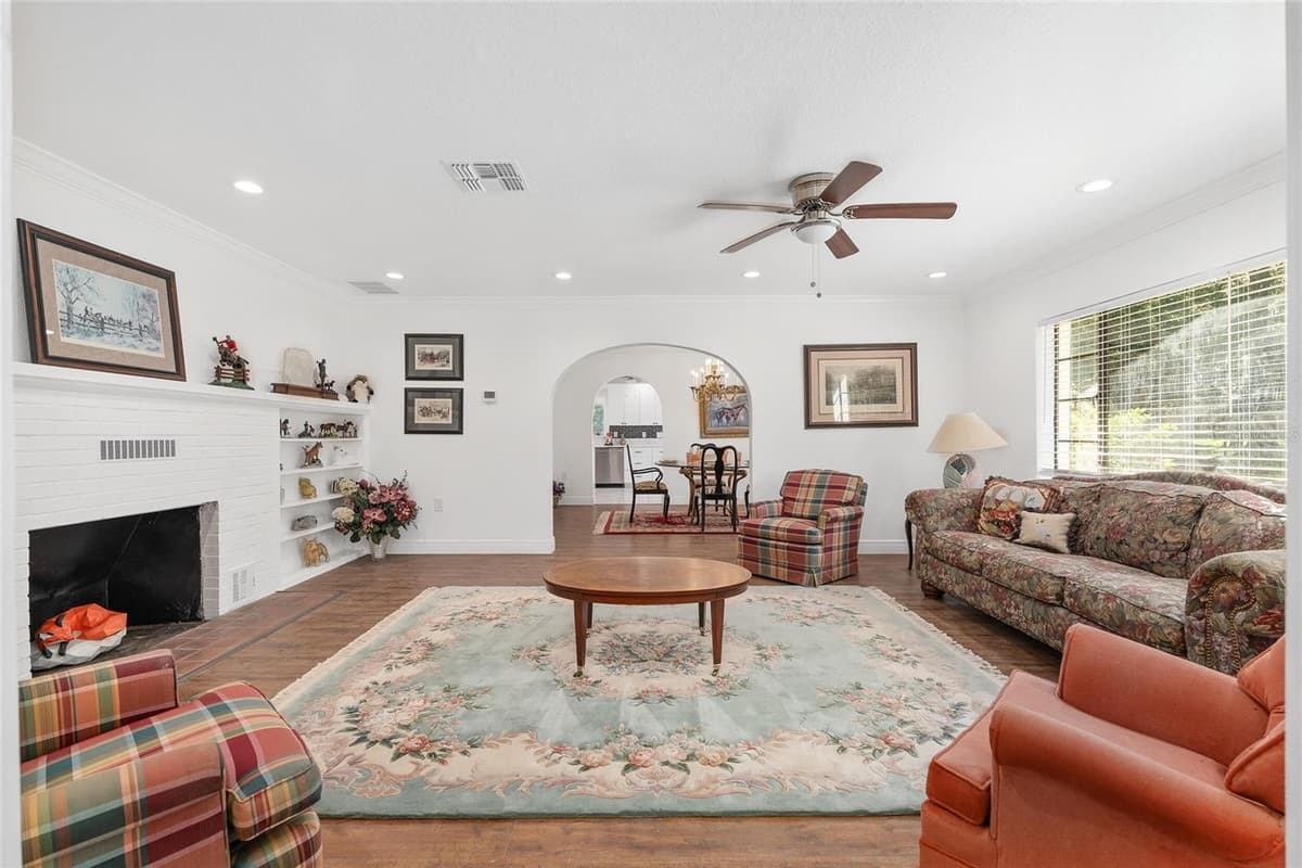 17067 GAINESVILLE ROAD — photo 8 of 25