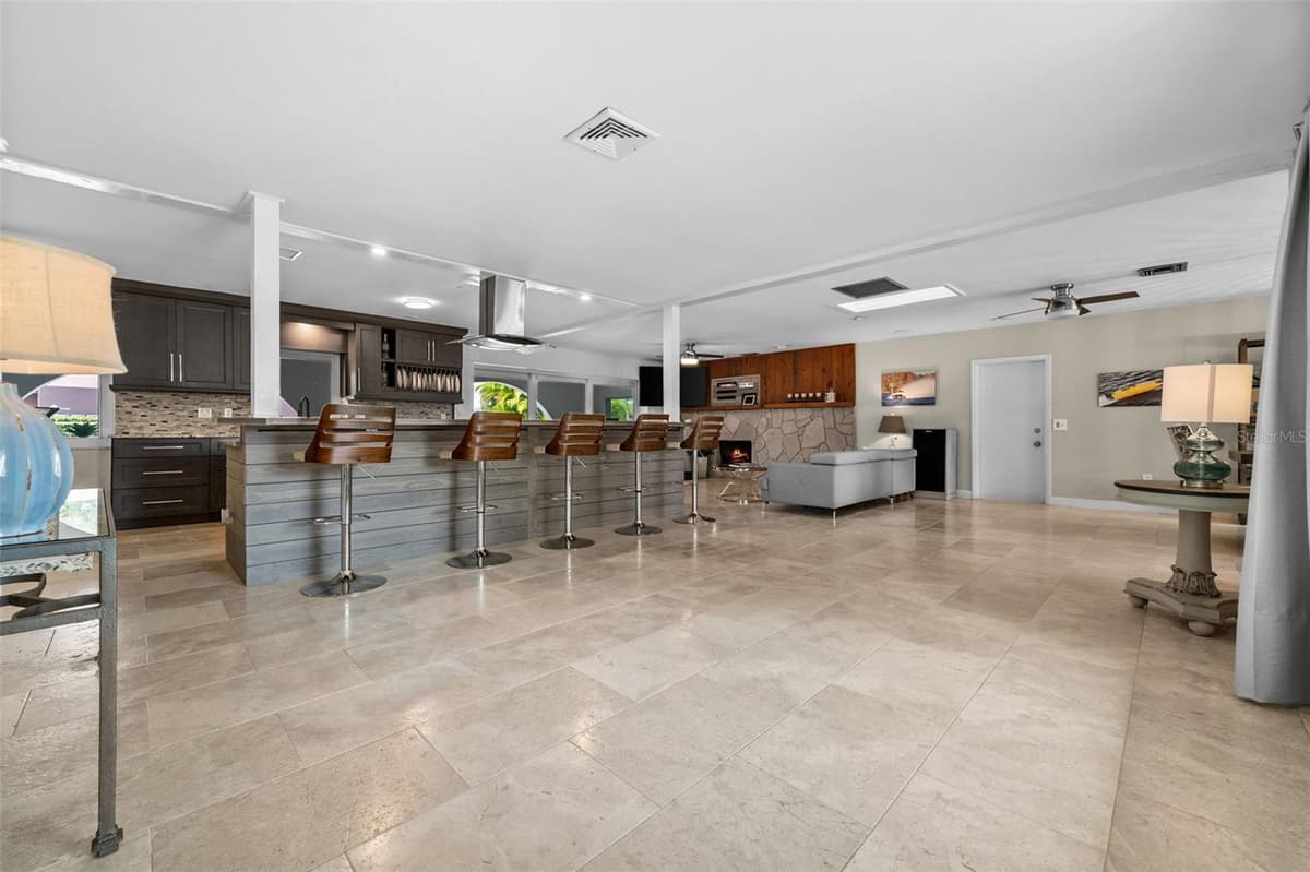 2129 TOBAGO CIRCLE — photo 15 of 67