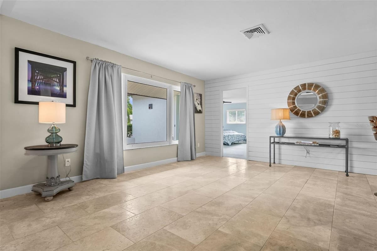 2129 TOBAGO CIRCLE — photo 16 of 67