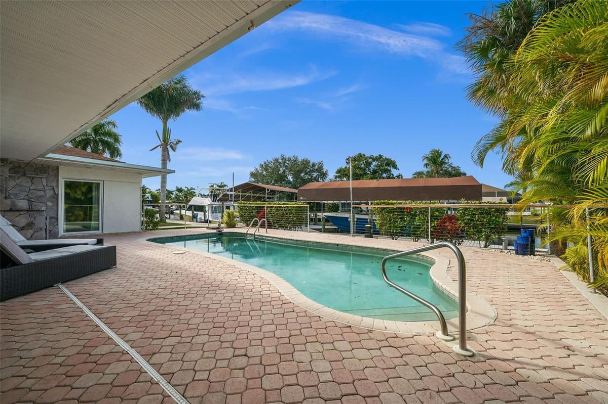 2129 TOBAGO CIRCLE — photo 33 of 67