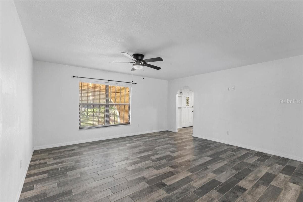155 COURT STREET — photo 20 of 62
