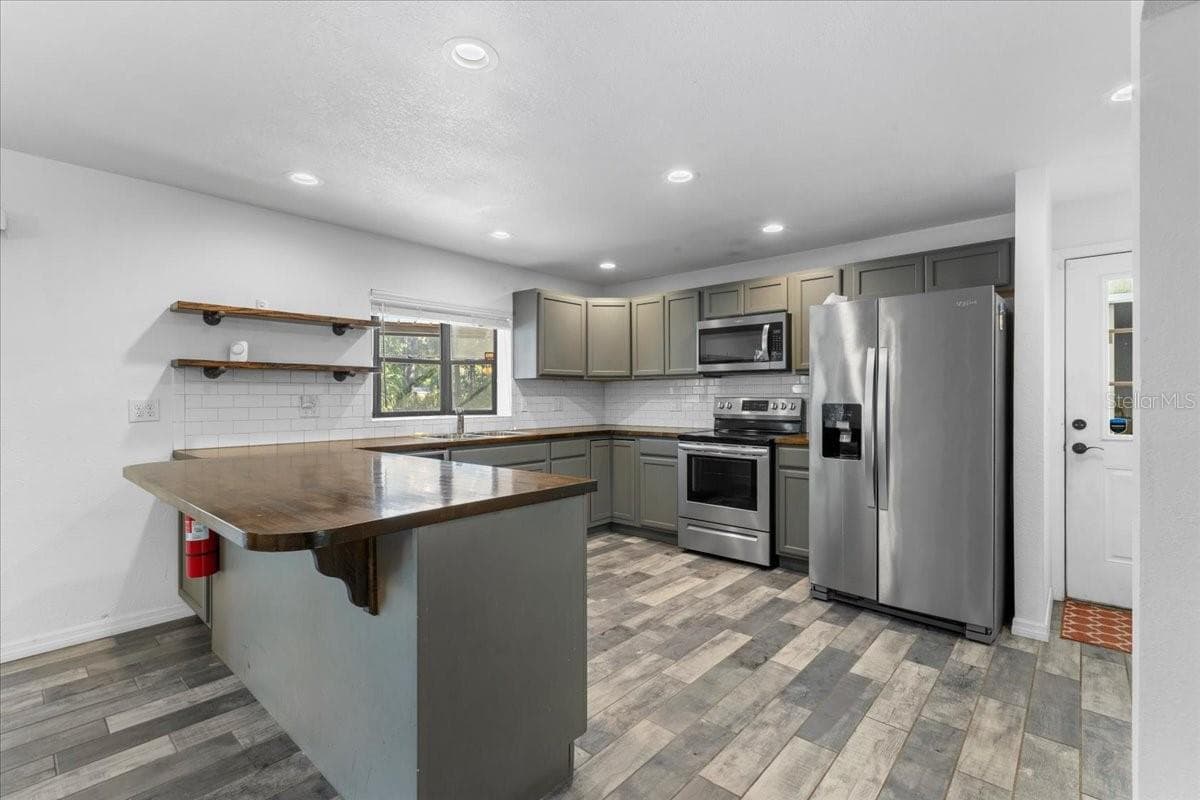 155 COURT STREET — photo 24 of 62