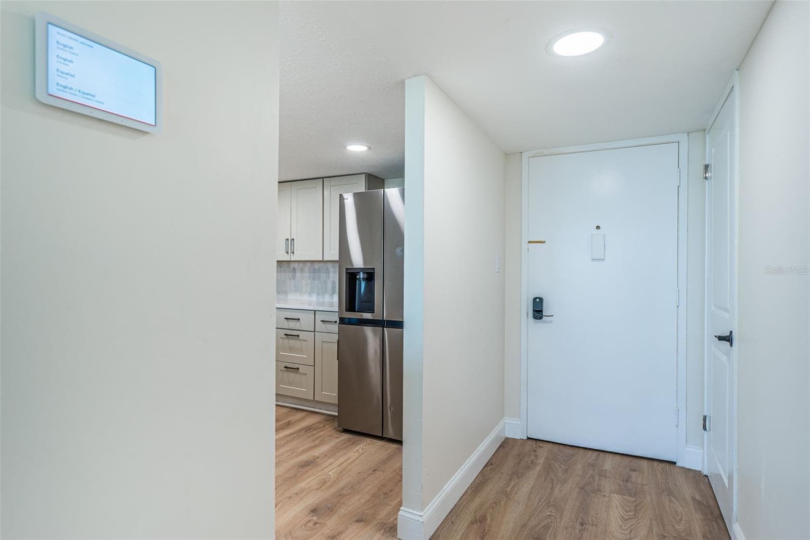 7400 SUN ISLAND DRIVE — photo 15 of 66