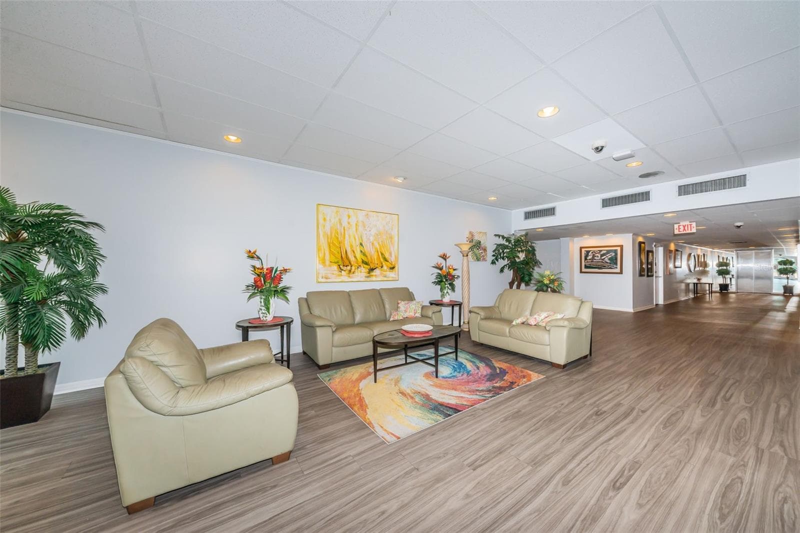 7400 SUN ISLAND DRIVE — photo 47 of 66