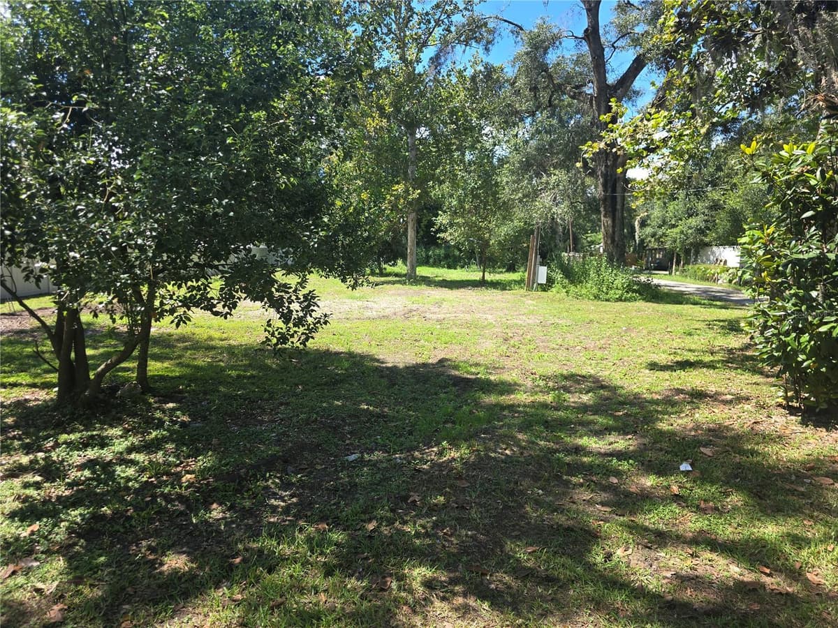 1403 GORDON ROAD — photo 3 of 4