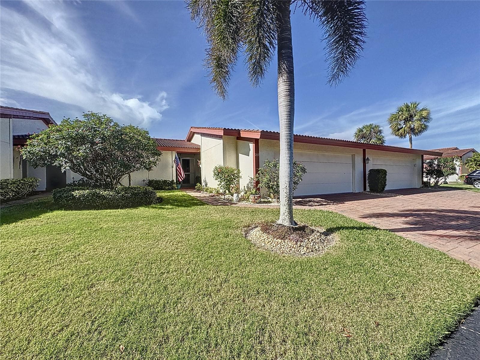 707 SORRENTO INLET — photo 3 of 50