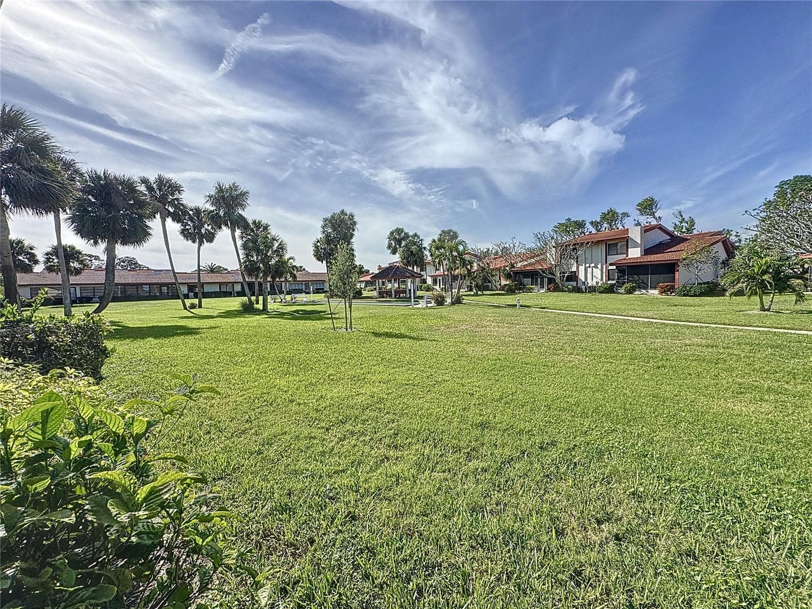 707 SORRENTO INLET — photo 36 of 50