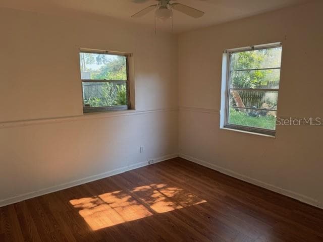 523 7TH LANE — photo 3 of 17