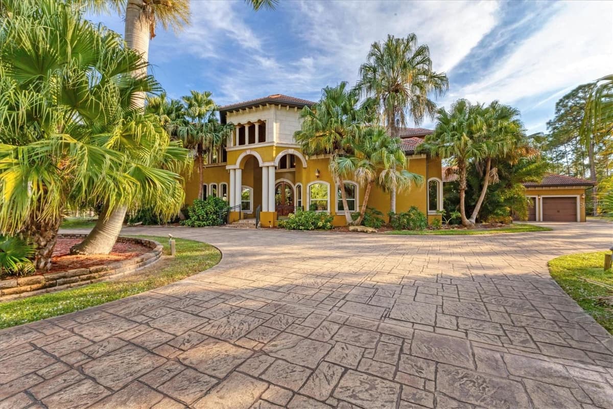 3657 TROPICAIRE BOULEVARD — photo 76 of 88