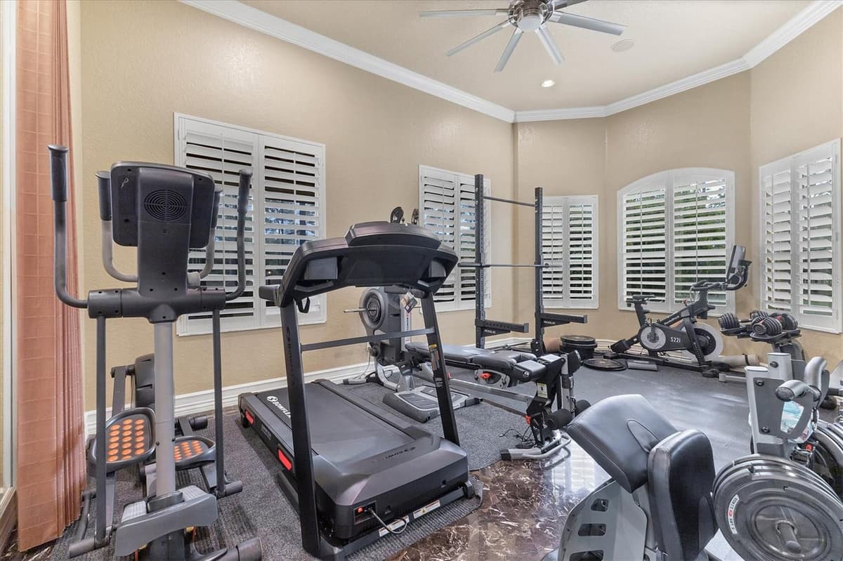 3657 TROPICAIRE BOULEVARD — photo 7 of 88