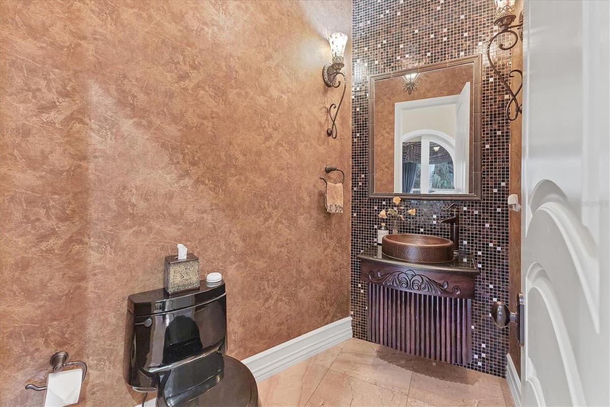 3657 TROPICAIRE BOULEVARD — photo 47 of 88