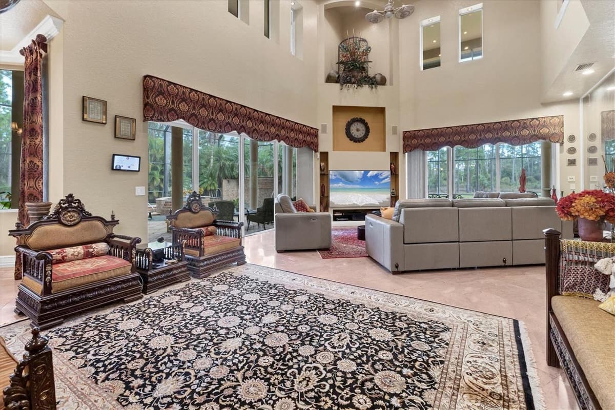 3657 TROPICAIRE BOULEVARD — photo 18 of 88