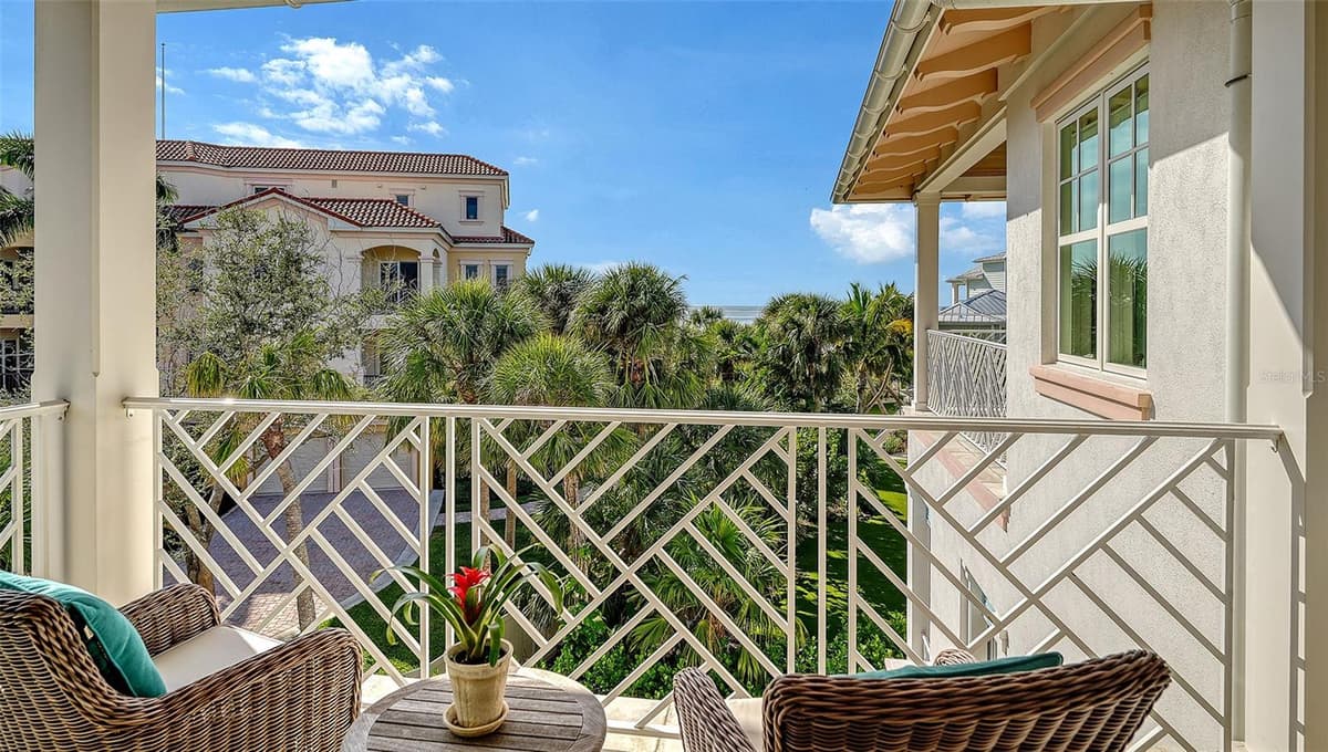 5005 GULF OF MEXICO DRIVE — photo 38 of 60