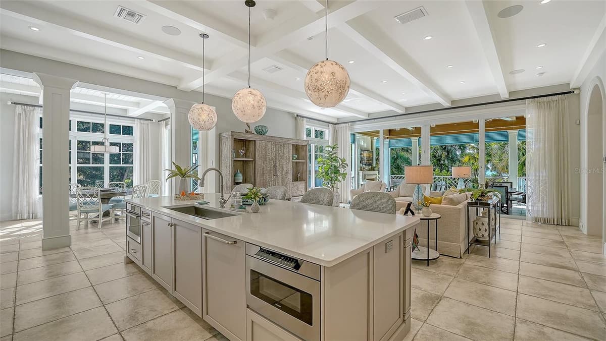 5005 GULF OF MEXICO DRIVE — photo 14 of 60