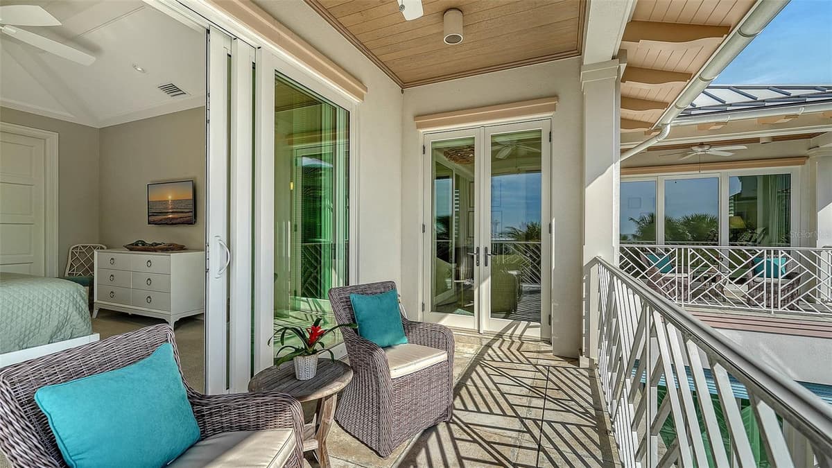 5005 GULF OF MEXICO DRIVE — photo 43 of 60